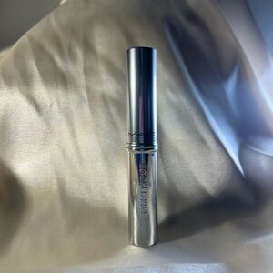 MAC Locked kiss 24HR Lipstick- Extra chili- orange red BRAND NEW IN BOX (NWT)